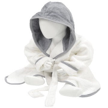 Baby / Child Personalised Dressing Gown available in 4 colours embroidered with Child’s name or initials making for the perfect gift
